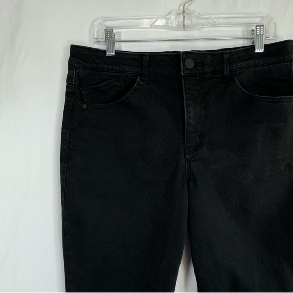 Democracy Black Pull-On Skinny Jeans - Picture 2 of 7